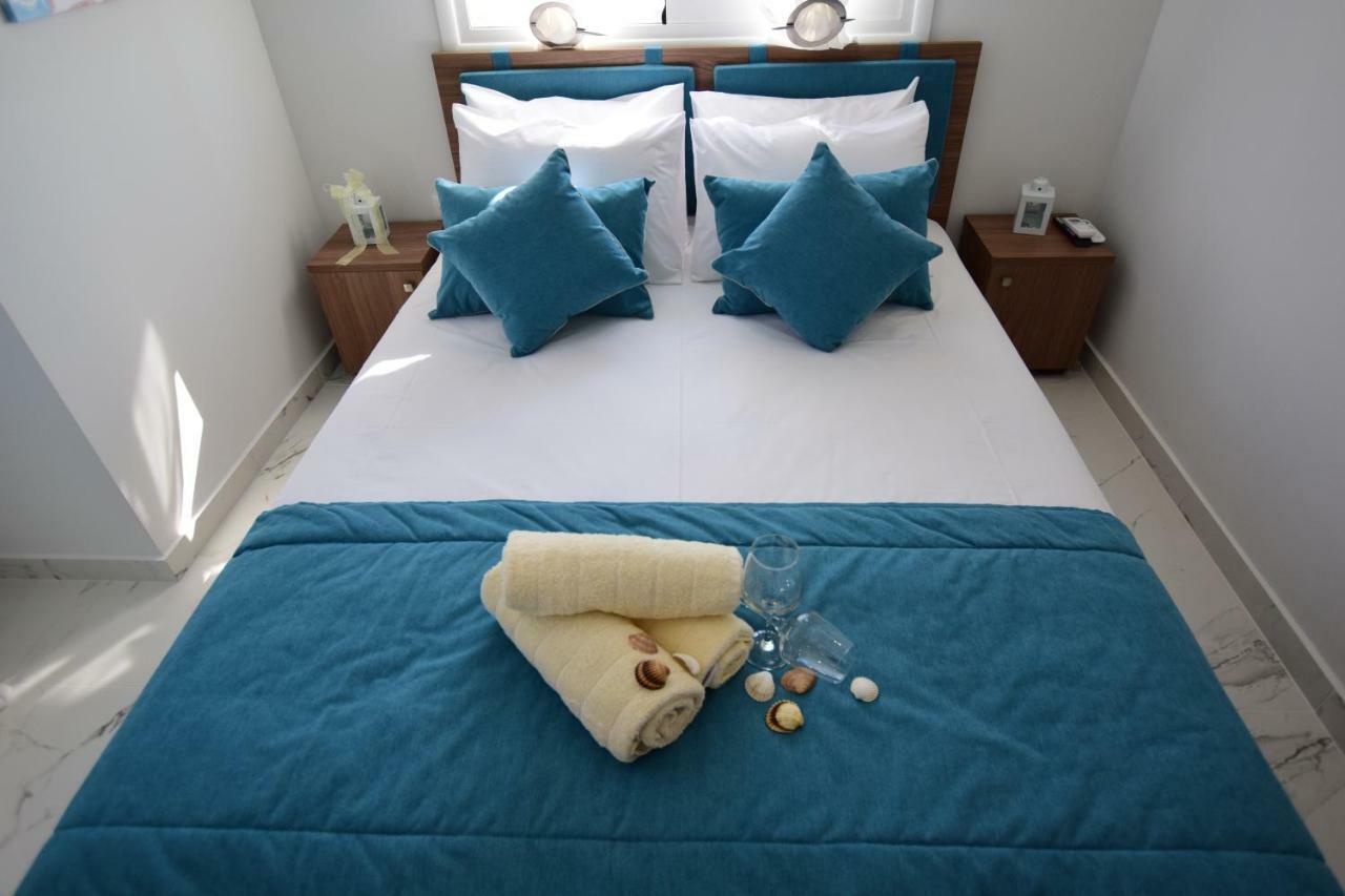 V Luxury Suites Toroni 3 Torone Exterior foto