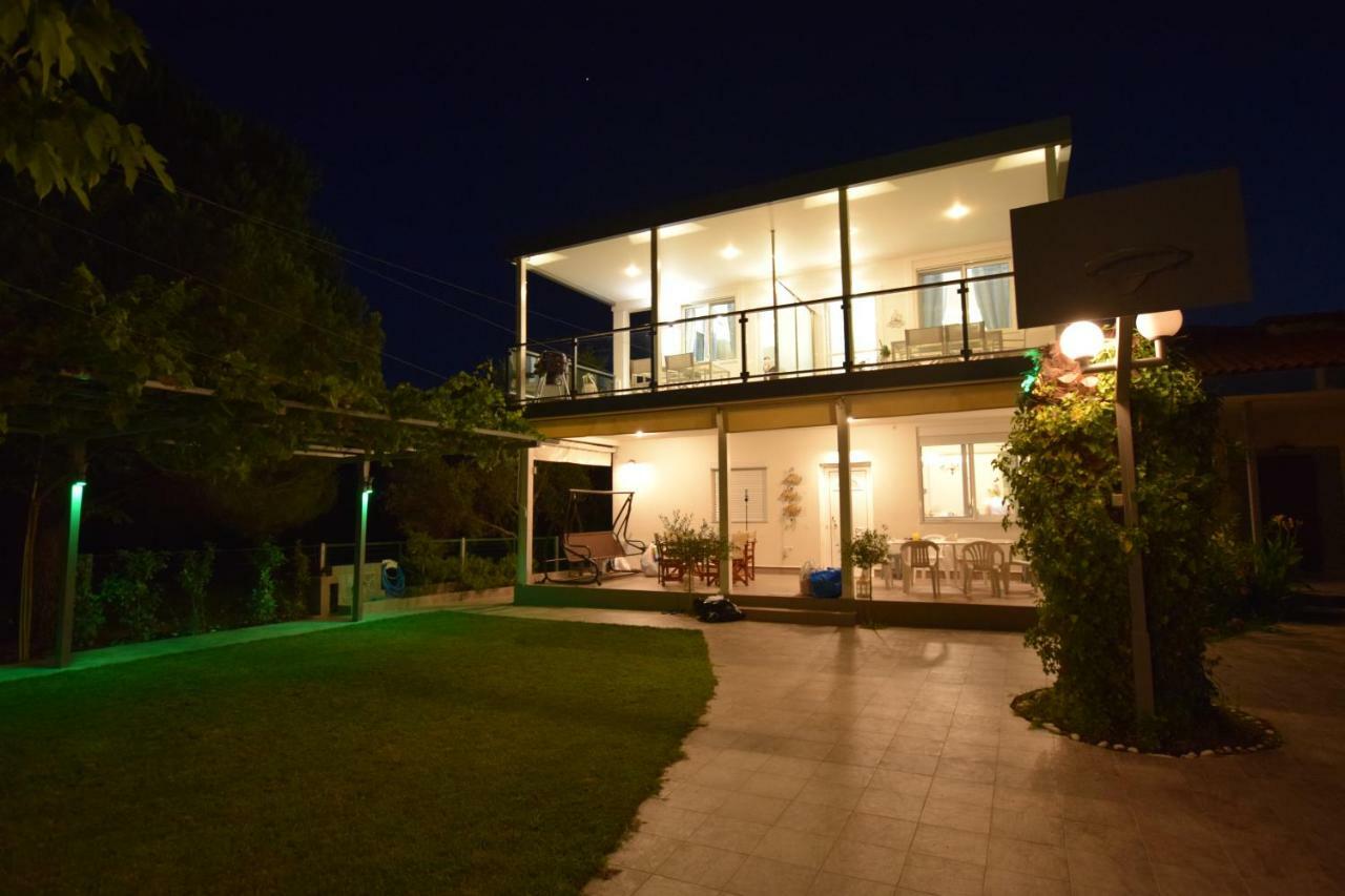 V Luxury Suites Toroni 3 Torone Exterior foto