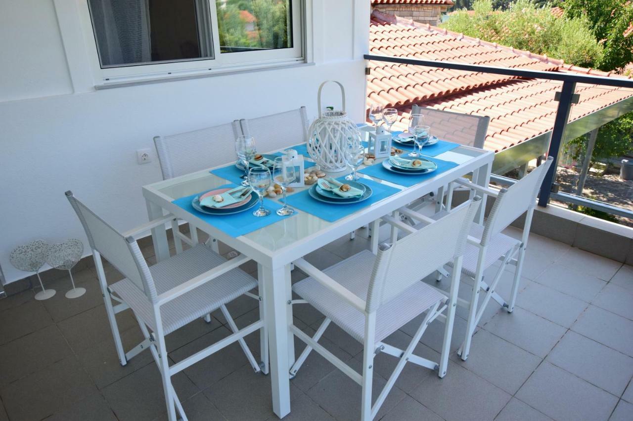 V Luxury Suites Toroni 3 Torone Exterior foto