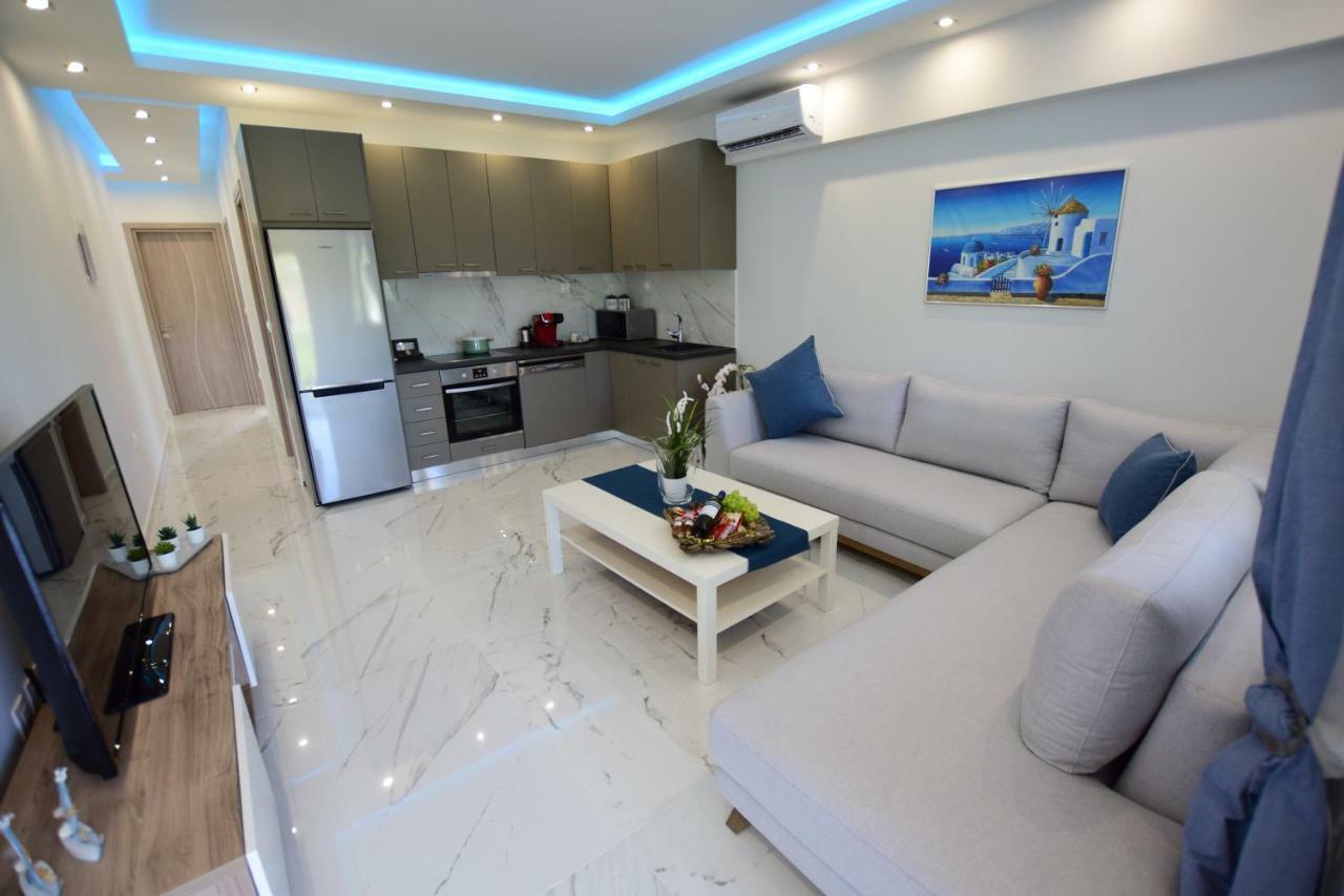 V Luxury Suites Toroni 3 Torone Exterior foto