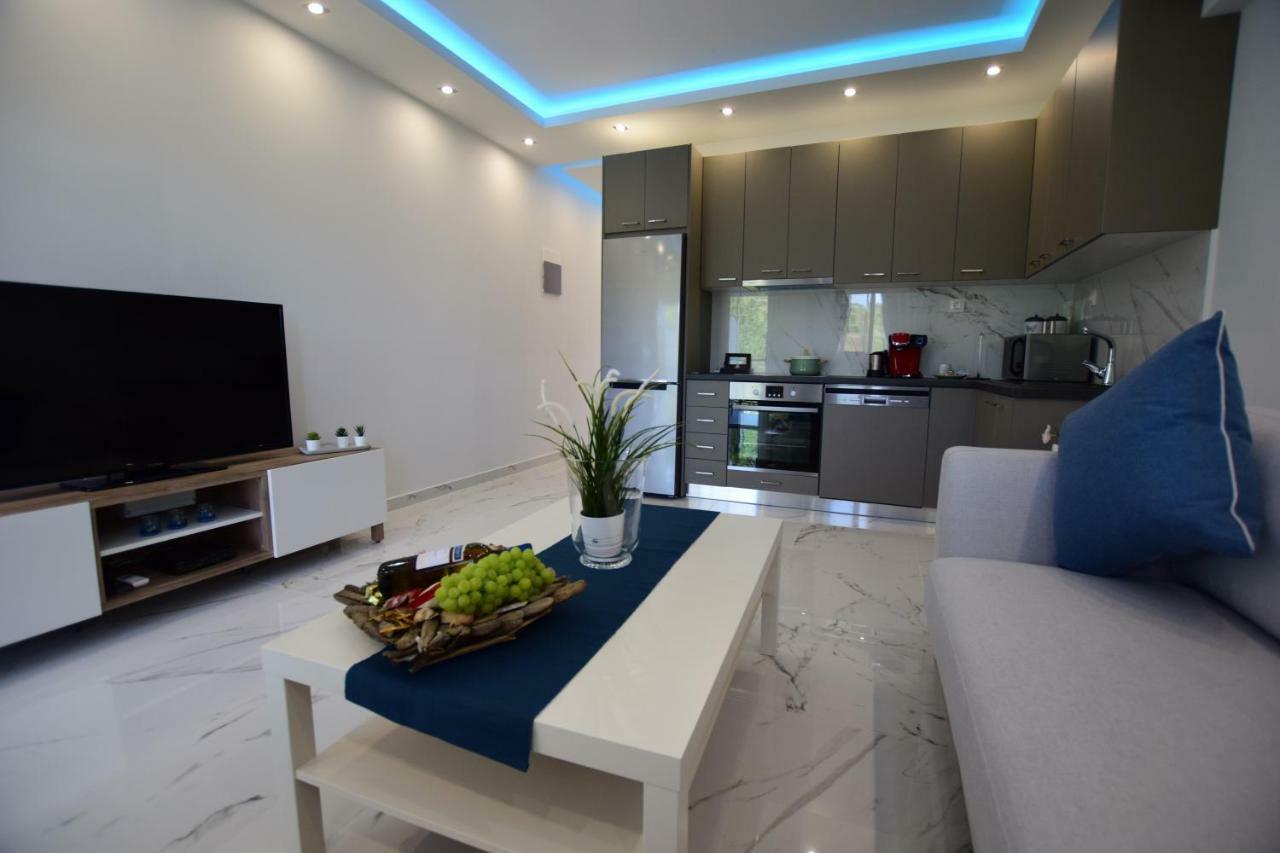 V Luxury Suites Toroni 3 Torone Exterior foto