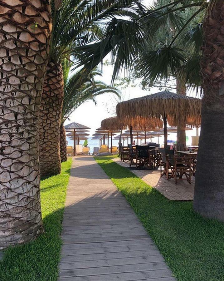 V Luxury Suites Toroni 3 Torone Exterior foto